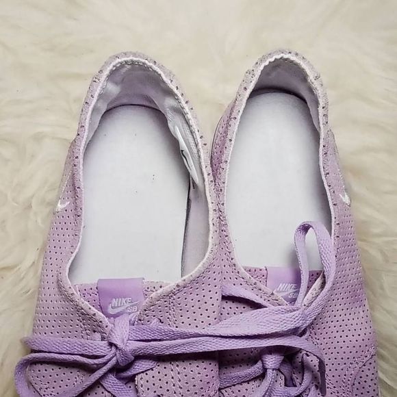 Nike Braata Lite Sneaker Lavender Purple Perforated Suede Low Skater Size 8.5 - Picture 3 of 8